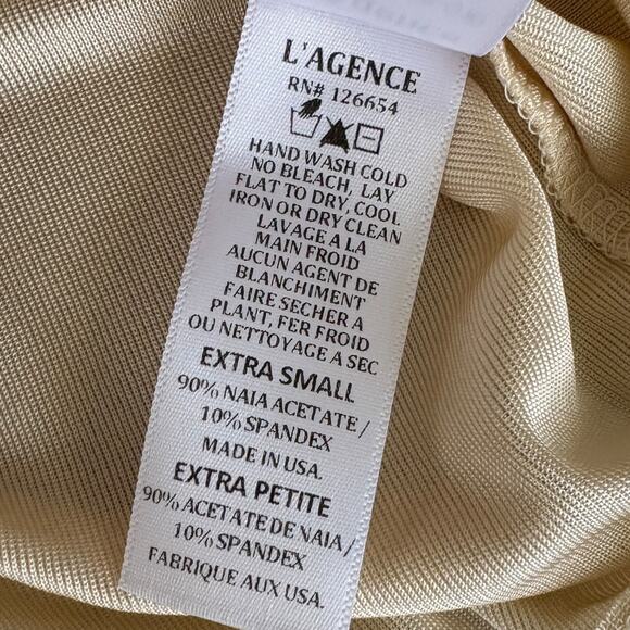 L’AGENCE Felice Top XS Bone Satin Short Sleeve Tee Minimalist Luxury Cream NWT - Picture 6 of 7